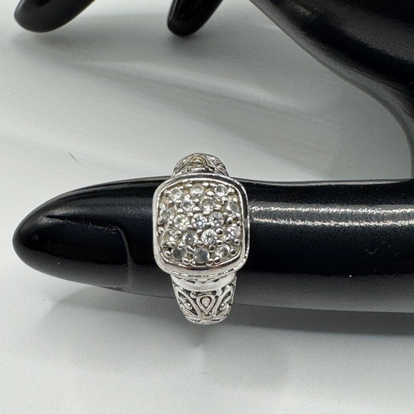 Vintage-Style Sterling Silver Ring with Pave Setting - Size 7 - Picture 7 of 16